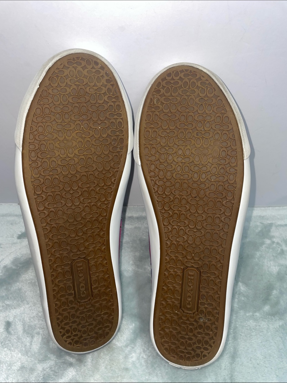 Coach ‘Barrett’ Poppy C Signature Low Top Woman’s Sneakers - Picture 10 of 15